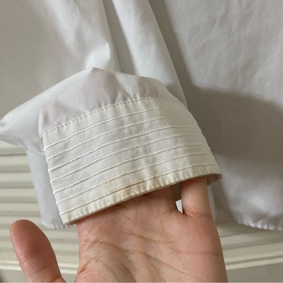 Vintage White button down shirt! Classic - Picture 3 of 7